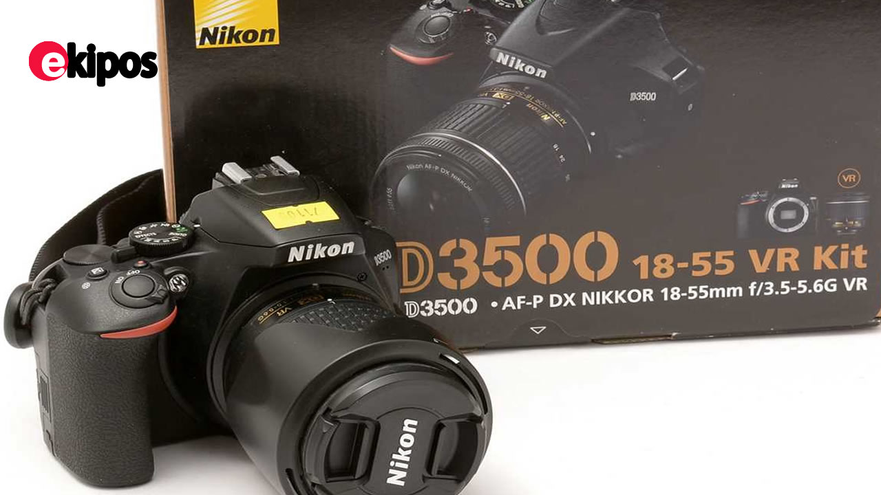 NIKON D3500  